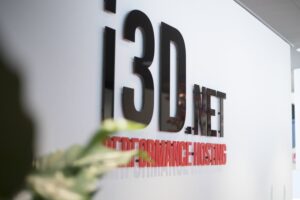 i3D.net Performance Hosting logo on wall